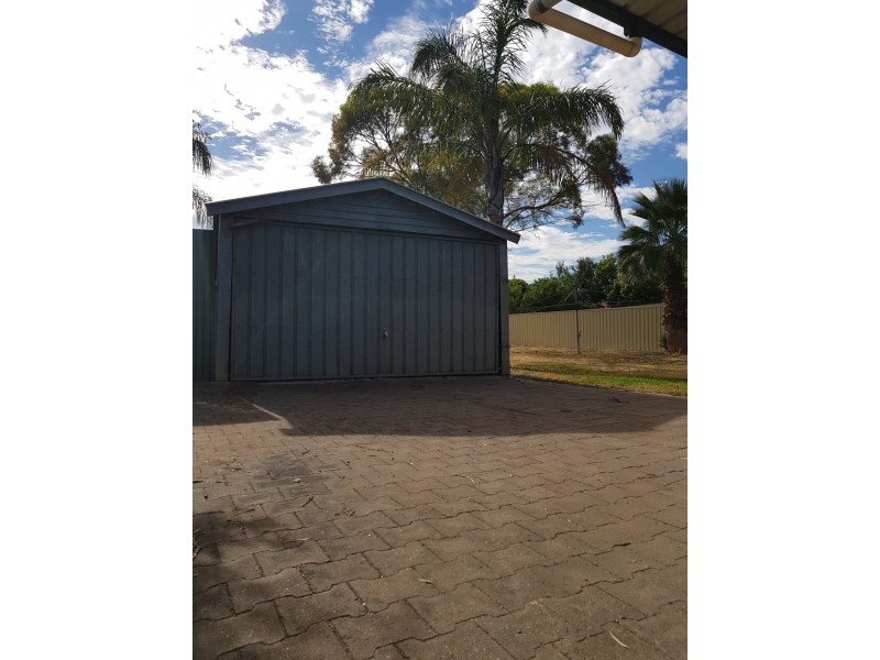 80 Lurline Avenue, Gilles Plains SA 5086