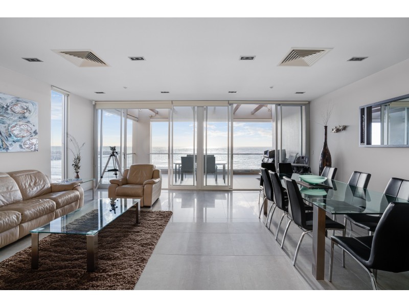 32/8-9 North Esplanade, Glenelg North SA 5045
