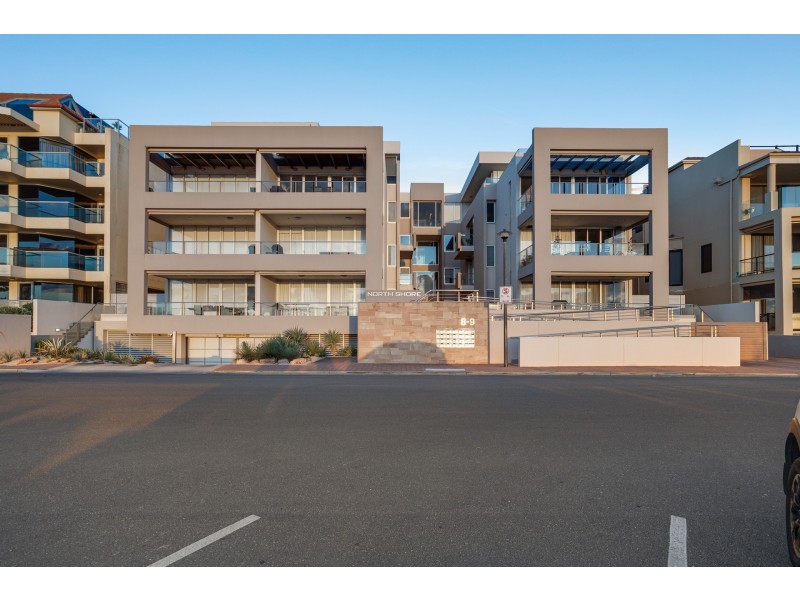32/8-9 North Esplanade, Glenelg North SA 5045