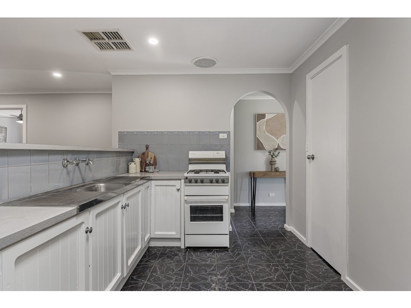 14 Jessie Road, Paralowie SA 5108