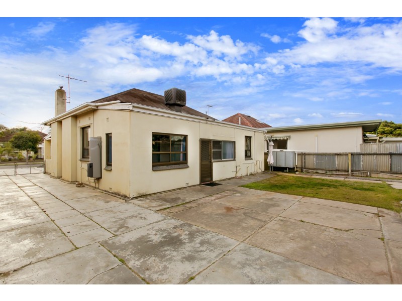 12 Swansea Street, Largs North SA 5016