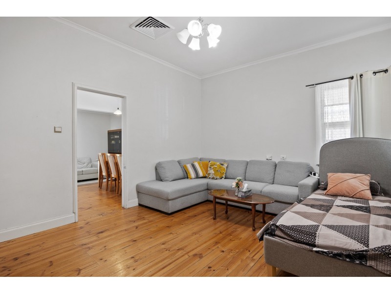 8 Edwin Street, Brooklyn Park SA 5032