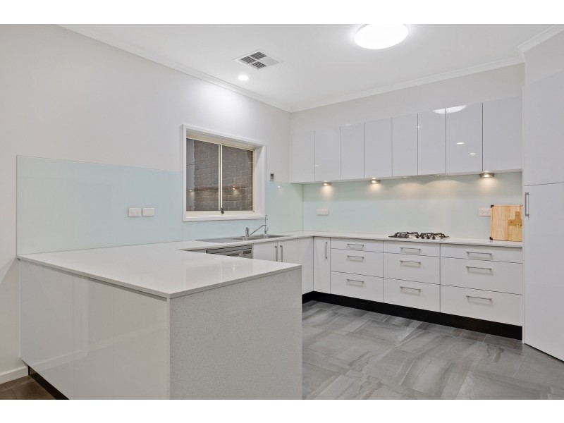 22 Phelps Court, Fulham SA 5024