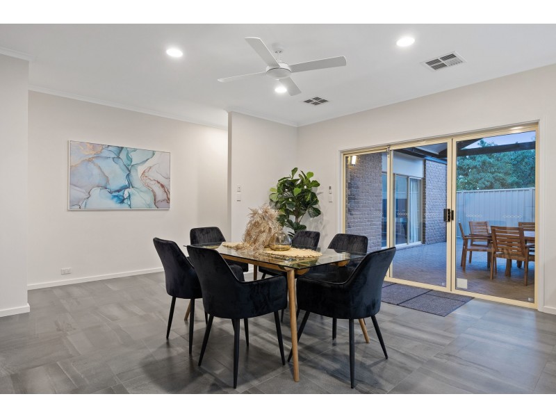 22 Phelps Court, Fulham SA 5024