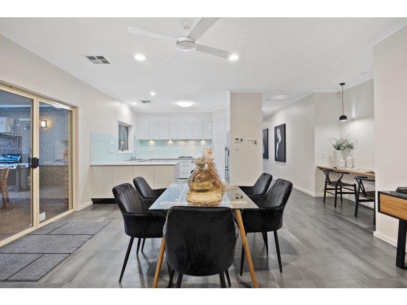 22 Phelps Court, Fulham SA 5024