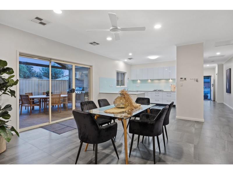 22 Phelps Court, Fulham SA 5024