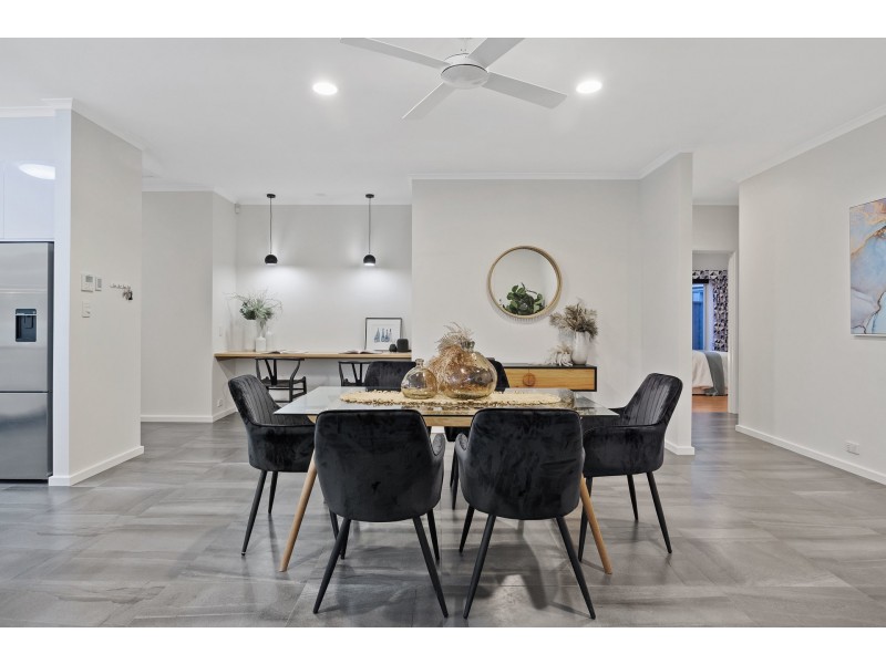 22 Phelps Court, Fulham SA 5024