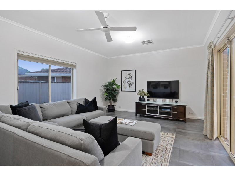 22 Phelps Court, Fulham SA 5024