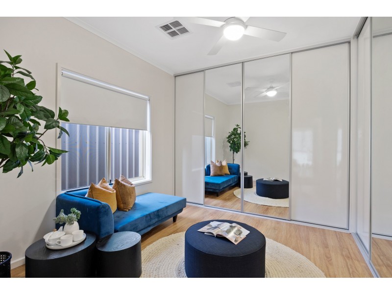 22 Phelps Court, Fulham SA 5024