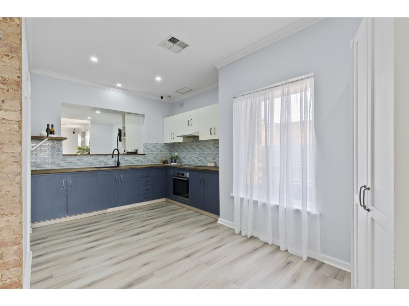 17 Edie Street, Mansfield Park SA 5012