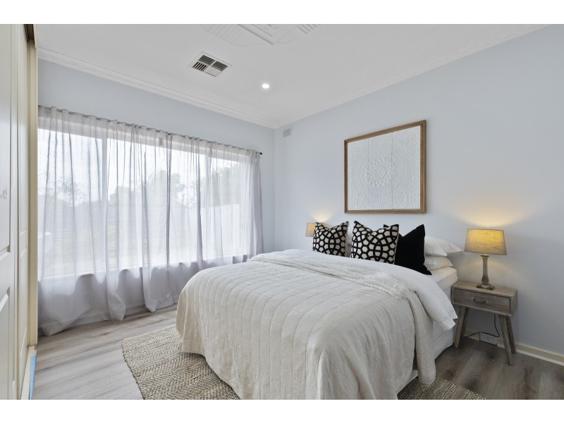 17 Edie Street, Mansfield Park SA 5012