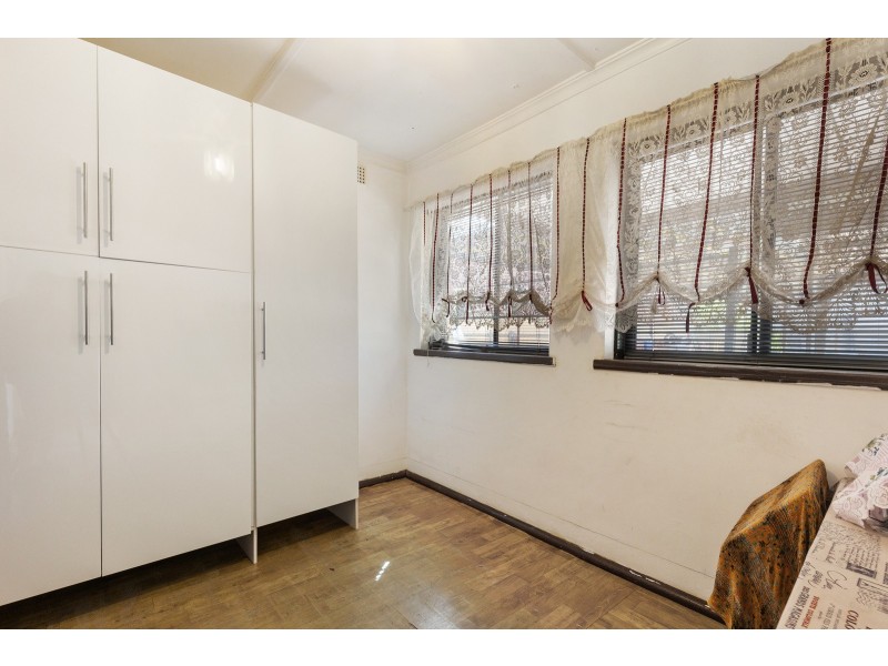 15 Ashford Road, Keswick SA 5035