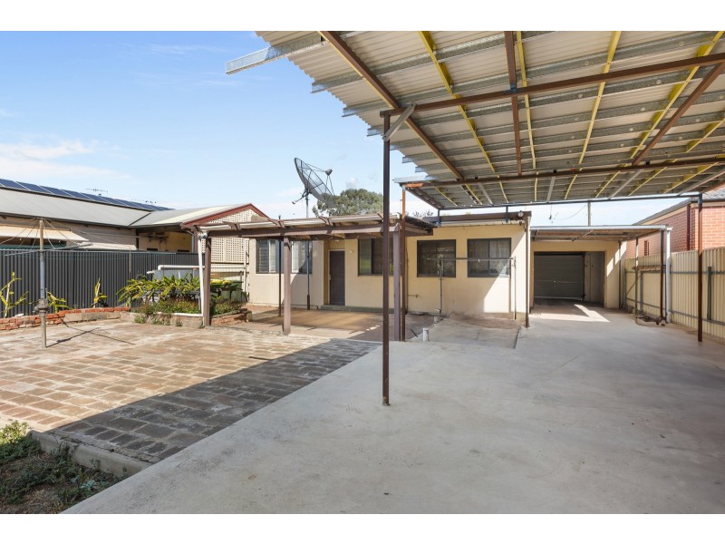 15 Ashford Road, Keswick SA 5035