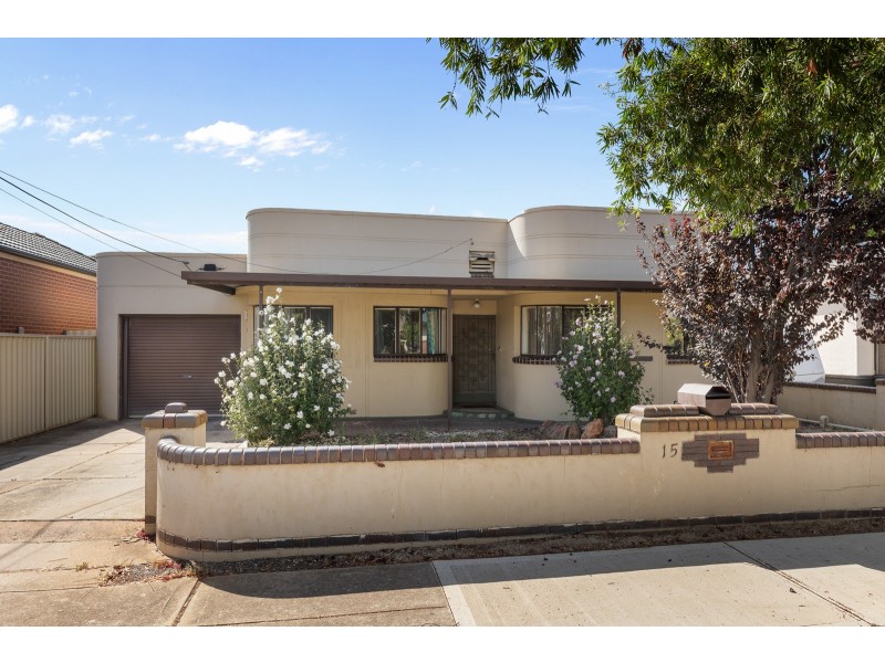 15 Ashford Road, Keswick SA 5035