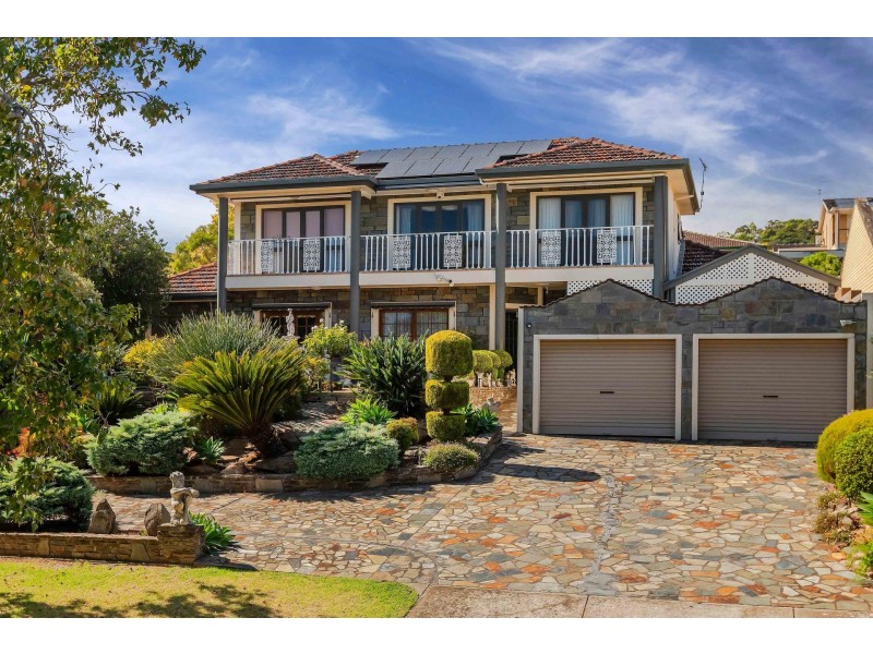 8 Frontignac Avenue, Wattle Park SA 5066