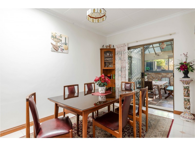 8 Frontignac Avenue, Wattle Park SA 5066