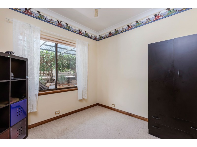 8 Frontignac Avenue, Wattle Park SA 5066