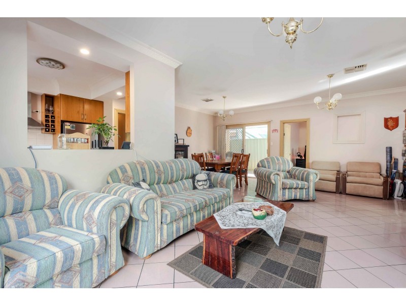 34 Innes Circuit, Mawson Lakes SA 5095