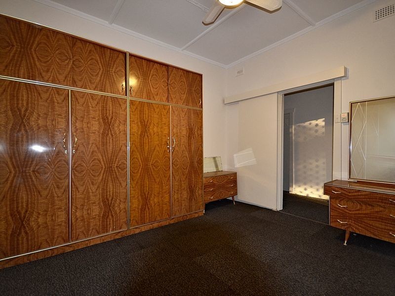 10 Lister Crescent, Woodville South SA 5011