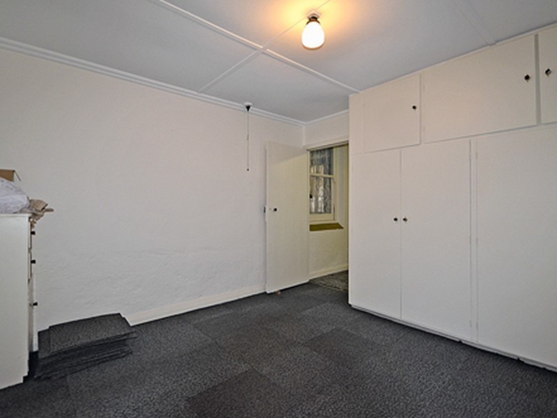 10 Lister Crescent, Woodville South SA 5011