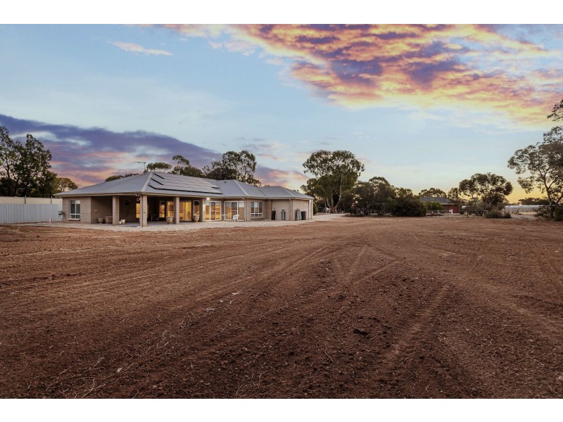 84 McKay Road, Virginia SA 5120