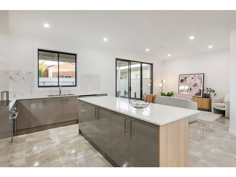 2/1 Fife Street, Woodville South SA 5011