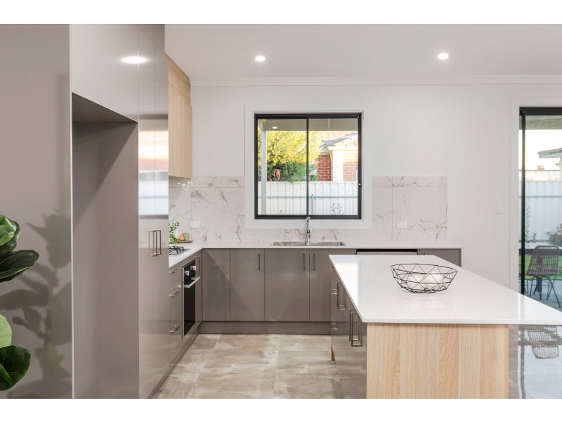 2/1 Fife Street, Woodville South SA 5011