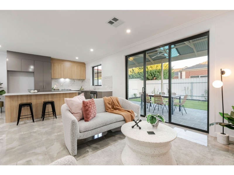 2/1 Fife Street, Woodville South SA 5011