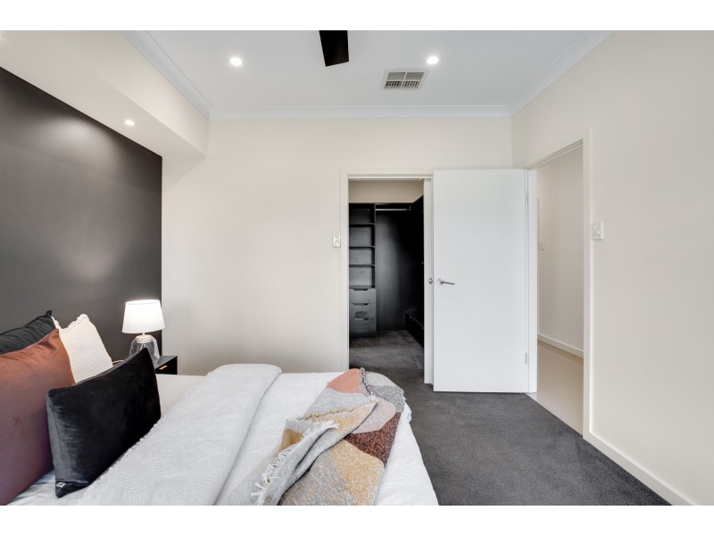 5 Blacks Road, Hillcrest SA 5086