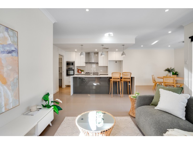 5 Blacks Road, Hillcrest SA 5086