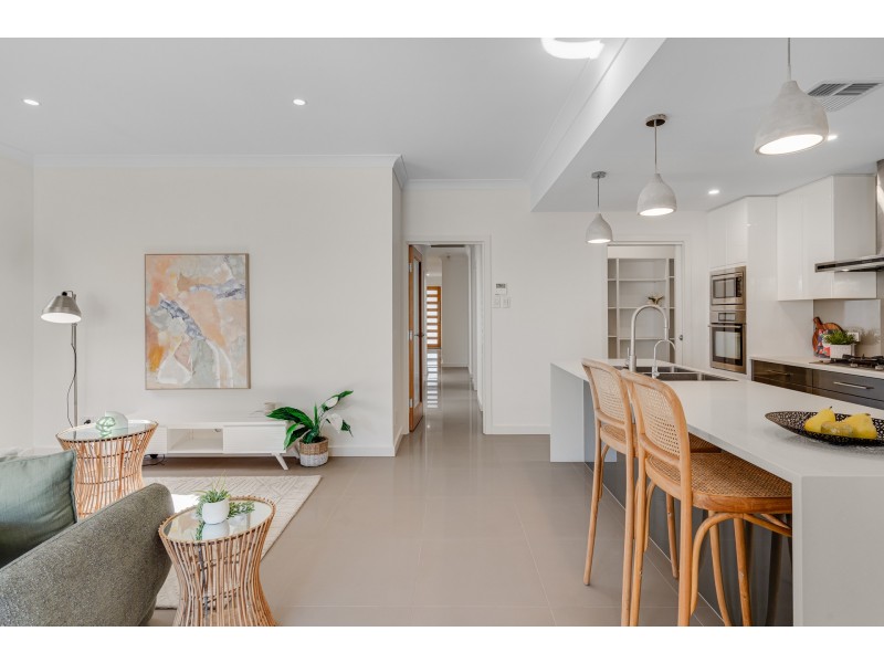 5 Blacks Road, Hillcrest SA 5086