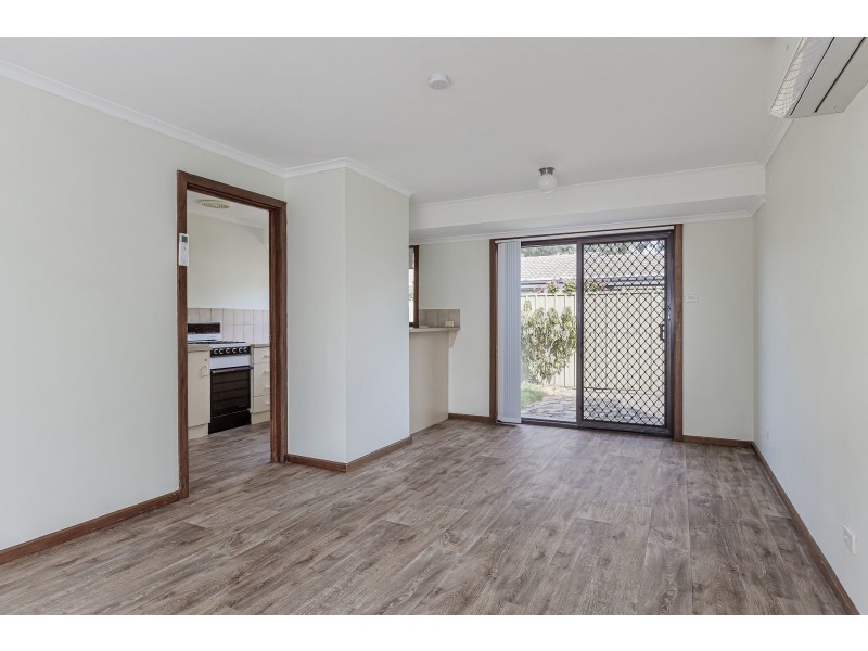 13/2a Karu Crescent, Mitchell Park SA 5043