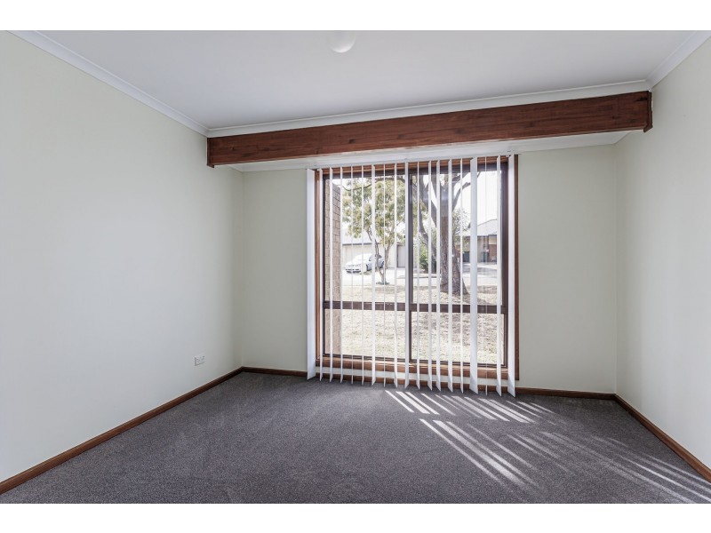 13/2a Karu Crescent, Mitchell Park SA 5043