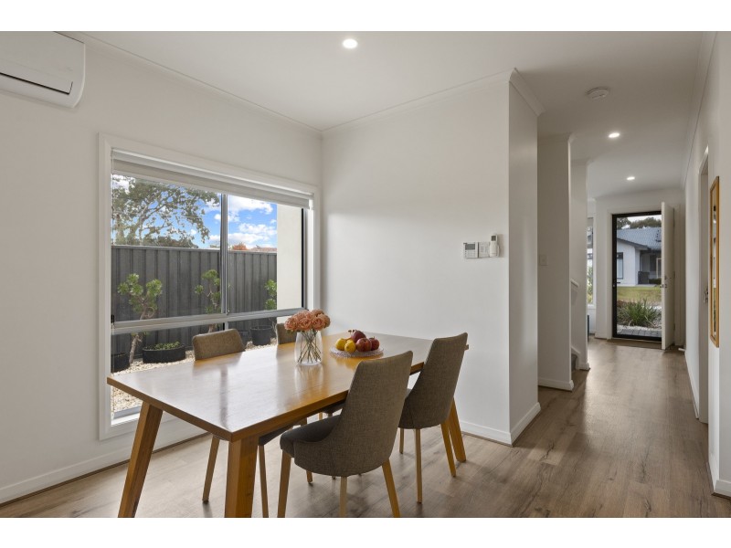 24 Foster Avenue, Paradise SA 5075