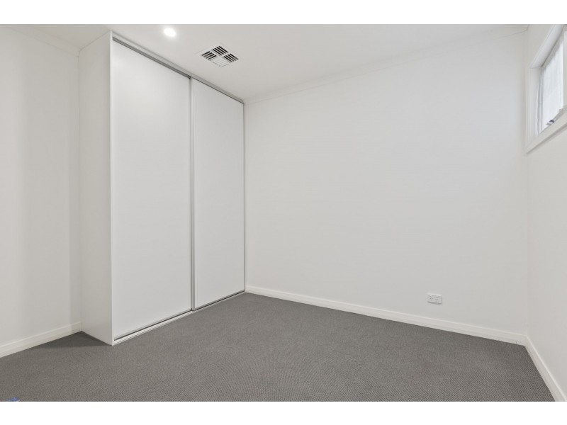 24 Foster Avenue, Paradise SA 5075