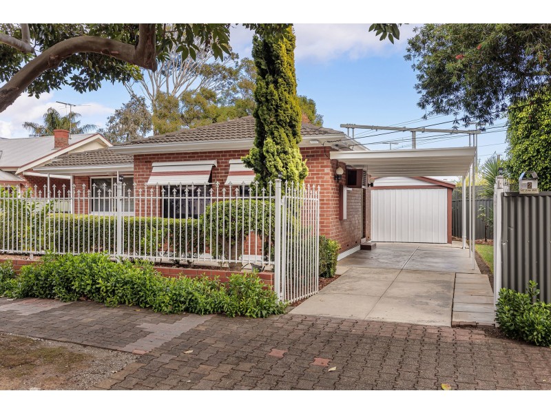 2 Fielding Crescent, Clarence Park SA 5034