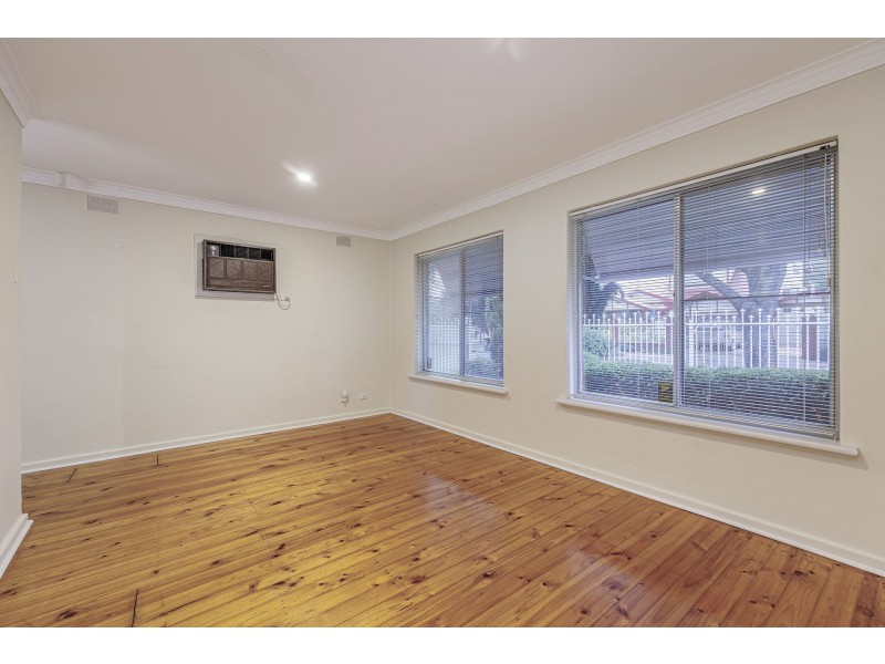 2 Fielding Crescent, Clarence Park SA 5034