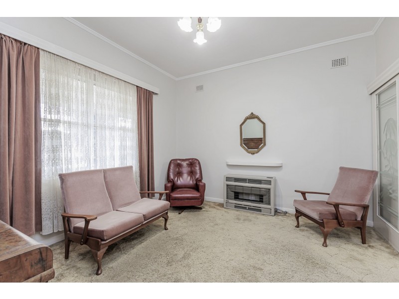 12 Percy Street, Seaton SA 5023