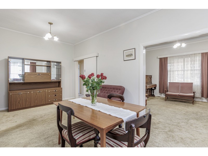 12 Percy Street, Seaton SA 5023