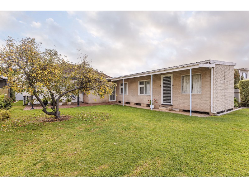 12 Percy Street, Seaton SA 5023