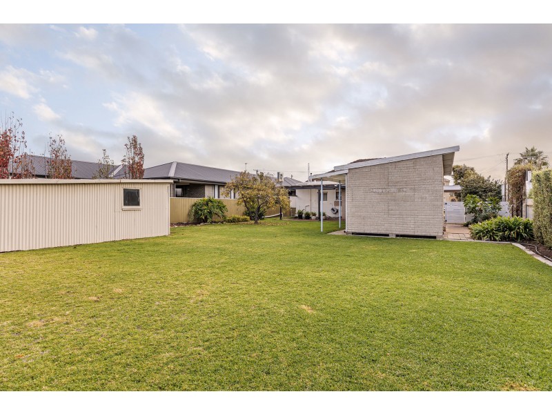 12 Percy Street, Seaton SA 5023