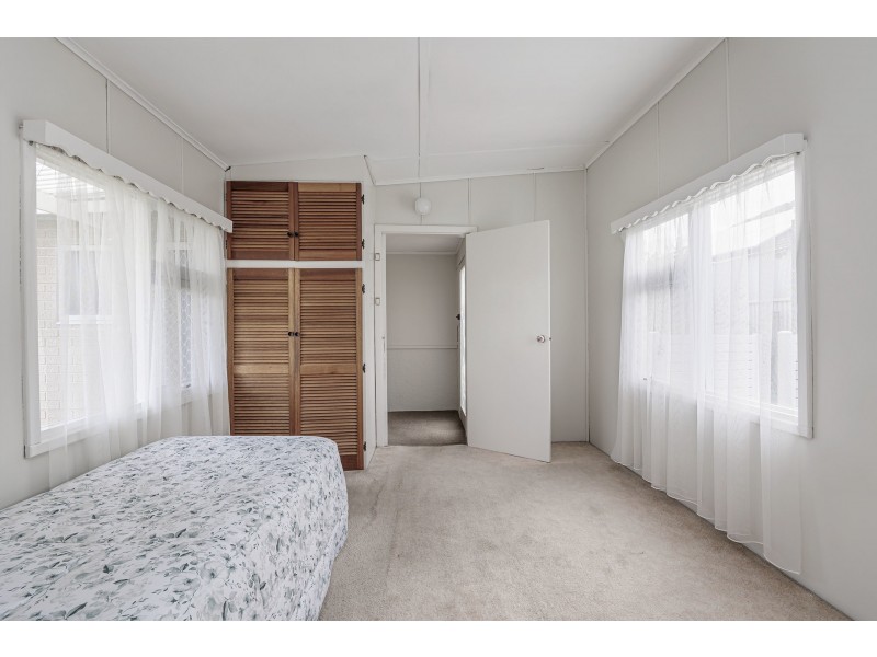 12 Percy Street, Seaton SA 5023