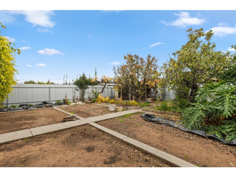 16 Rositano Avenue, Seaton SA 5023