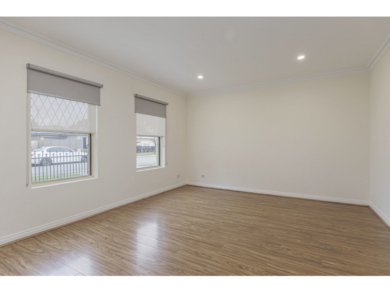 15 Albert Street, Seaton SA 5023