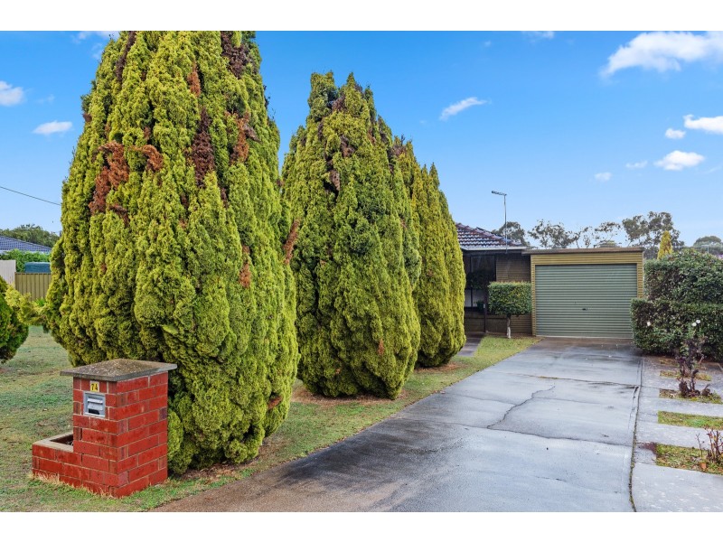 74 Elizabeth Road, Christie Downs SA 5164