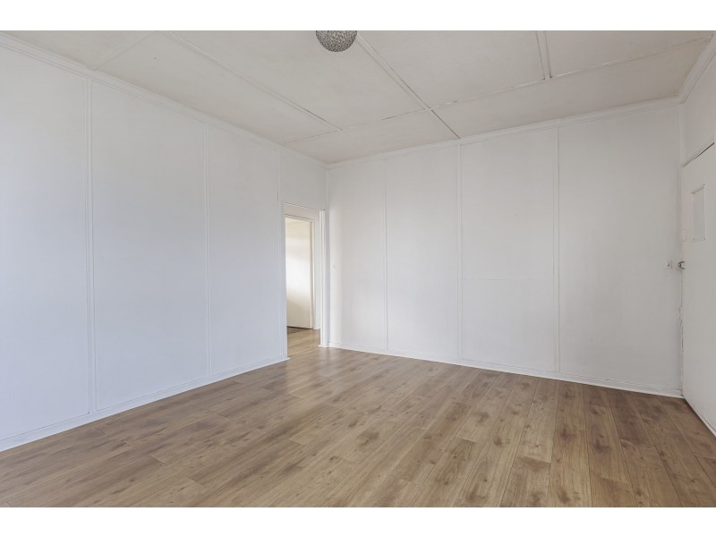 347 Tapleys Hill Road, Seaton SA 5023