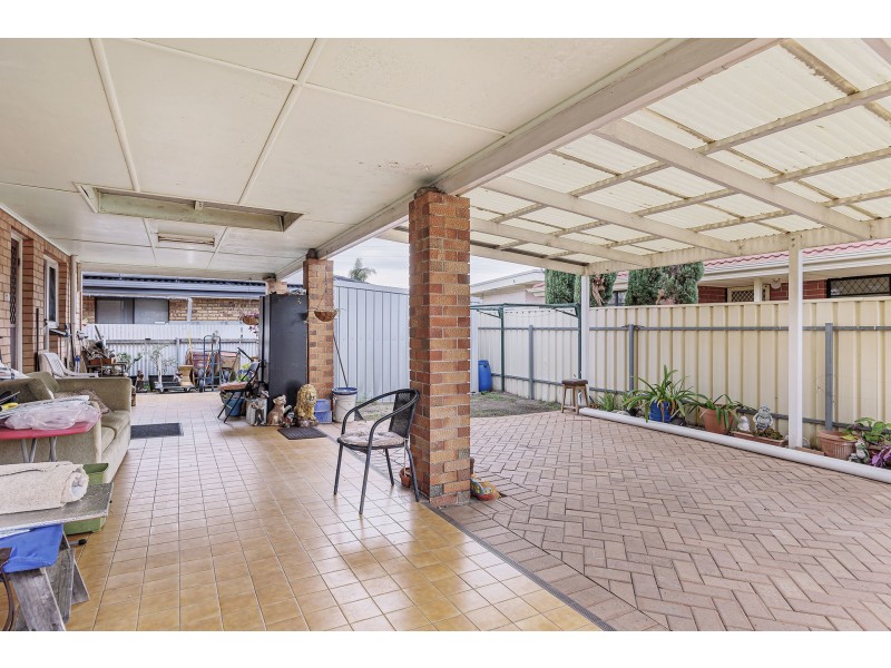 92 Strathfield Terrace, Largs North SA 5016