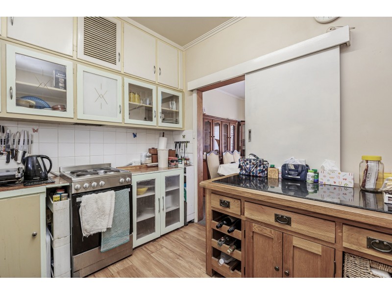 92 Strathfield Terrace, Largs North SA 5016