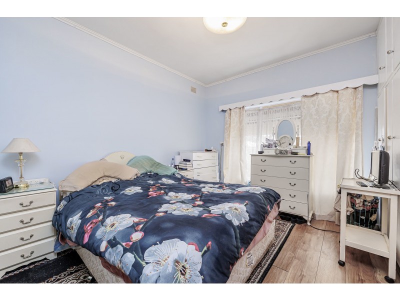 92 Strathfield Terrace, Largs North SA 5016