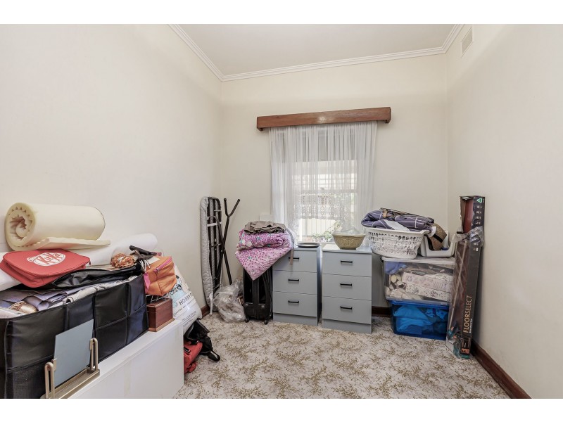 92 Strathfield Terrace, Largs North SA 5016